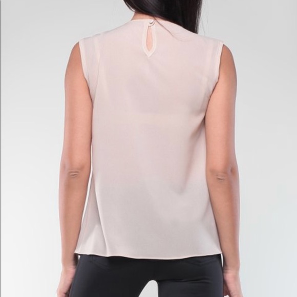 Ruffled White Sleeveless Top by Rebecca Tatti M - Picture 5 of 7